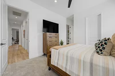 39012 N 6th Drive, Phoenix, AZ 85086 - Photo 35