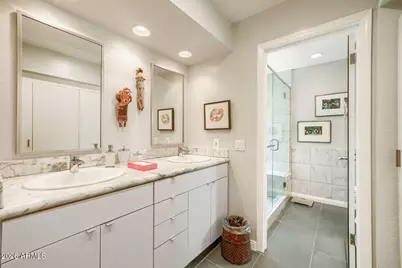 3047 E Stella Lane, Phoenix, AZ 85016 - Photo 17