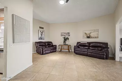 14039 N Palm Ridge Drive W, Sun City, AZ 85351 - Photo 11