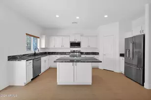 15811 N Cristine Ln, Surprise, AZ 85388 - Photo 5