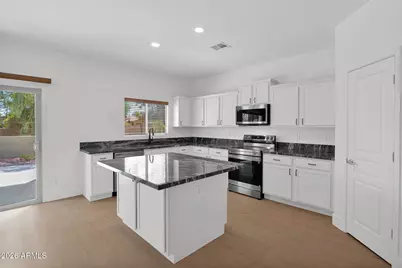 15811 N Cristine Lane, Surprise, AZ 85388 - Photo 7