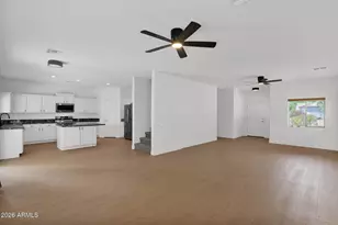 15811 N Cristine Ln, Surprise, AZ 85388 - Photo 11