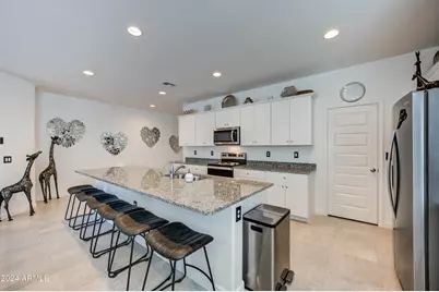 3353 W Shanley Avenue, Apache Junction, AZ 85120 - Photo 3