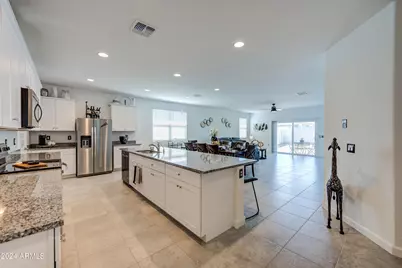 3353 W Shanley Avenue, Apache Junction, AZ 85120 - Photo 5