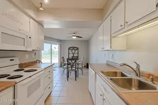 19430 N Star Ridge Dr, Sun City West, AZ 85375 - Photo 11
