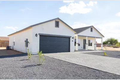 11119 W Hobbit Drive, Arizona City, AZ 85123 - Photo 3
