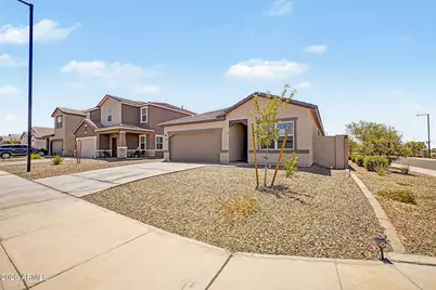 24261 W Hidalgo Avenue, Buckeye, AZ 85326 - Photo 5