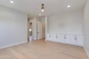 3802 E Highland Ave, Phoenix, AZ 85018 - Photo 19
