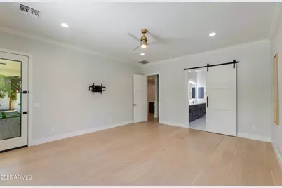 3802 E Highland Avenue, Phoenix, AZ 85018 - Photo 13