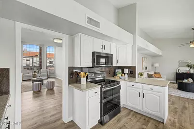 902 N Saint Elena Street, Gilbert, AZ 85234 - Photo 21