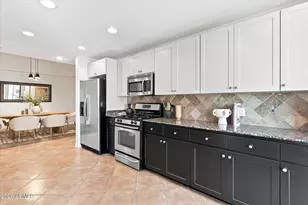 2302 N Central Ave, Phoenix, AZ 85004 - Photo 9