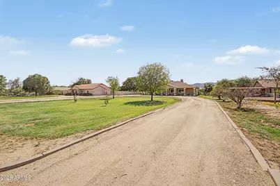 6620 N 185th Avenue, Waddell, AZ 85355 - Photo 5