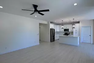 11778 W Cabrillo Dr, Arizona City, AZ 85123 - Photo 9