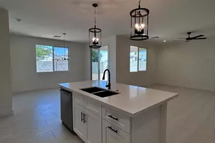 11778 W Cabrillo Dr, Arizona City, AZ 85123 - Photo 7
