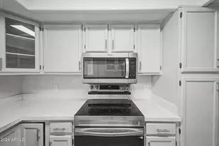 9249 N 47th Dr, Glendale, AZ 85302 - Photo 21
