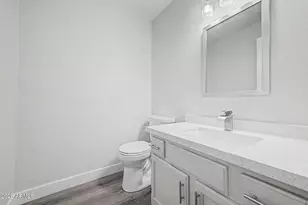 9249 N 47th Dr, Glendale, AZ 85302 - Photo 13