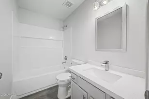 9249 N 47th Dr, Glendale, AZ 85302 - Photo 35
