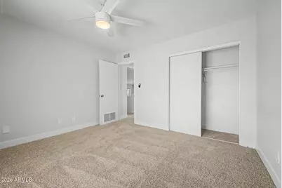 9249 N 47th Drive, Glendale, AZ 85302 - Photo 21