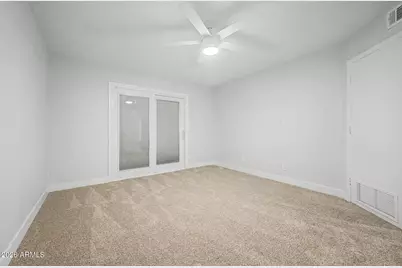 9249 N 47th Drive, Glendale, AZ 85302 - Photo 17