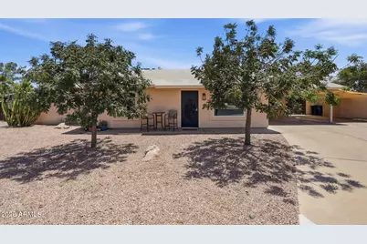 810 N Pine Court, Gilbert, AZ 85233 - Photo 1