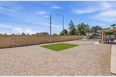 810 N Pine Court, Gilbert, AZ 85233 - Photo 21