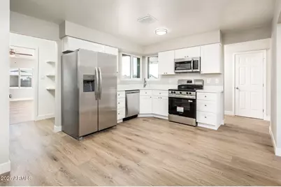 4031 E Nancy Lane, Phoenix, AZ 85042 - Photo 13