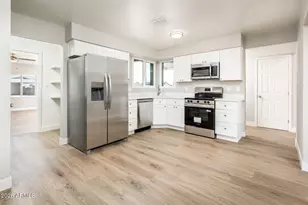 4031 E Nancy Ln, Phoenix, AZ 85042 - Photo 13