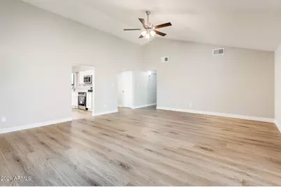 4031 E Nancy Lane, Phoenix, AZ 85042 - Photo 11
