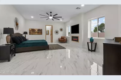 5923 E North Lane, Paradise Valley, AZ 85253 - Photo 15
