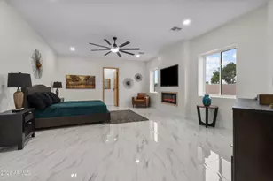 5923 E North Ln, Paradise Valley, AZ 85253 - Photo 15