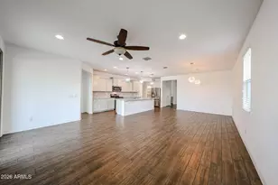2306 E Branham Ln, Phoenix, AZ 85042 - Photo 9