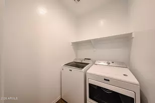 2306 E Branham Ln, Phoenix, AZ 85042 - Photo 17