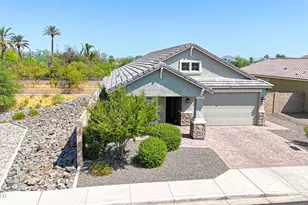 2306 E Branham Ln, Phoenix, AZ 85042 - Photo 3