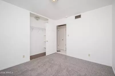 2919 W Mandalay Lane, Phoenix, AZ 85053 - Photo 17