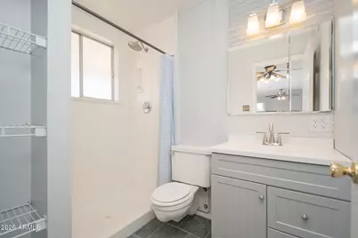 2919 W Mandalay Lane, Phoenix, AZ 85053 - Photo 15