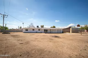 2919 W Mandalay Ln, Phoenix, AZ 85053 - Photo 27