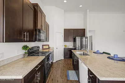 11429 W Madero Drive, Arizona City, AZ 85123 - Photo 13
