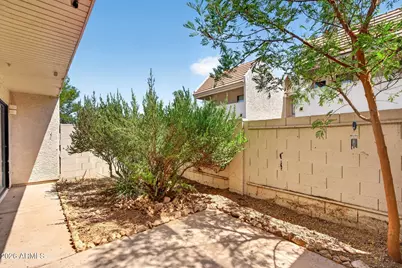 821 E Redondo Drive, Tempe, AZ 85282 - Photo 27
