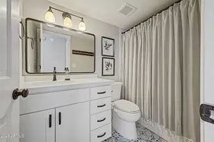 7800 E Lincoln Dr, Scottsdale, AZ 85250 - Photo 23