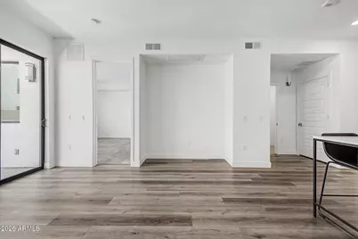 7300 E Earll Drive #2017, Scottsdale, AZ 85251 - Photo 5