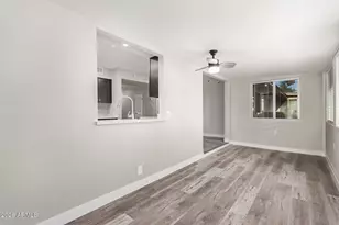 11035 W Tonada Dr, Sun City, AZ 85351 - Photo 13