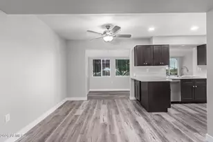 11035 W Tonada Dr, Sun City, AZ 85351 - Photo 7