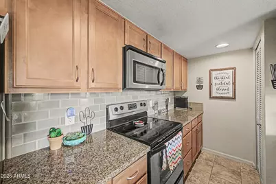 200 E Southern Avenue #204, Tempe, AZ 85282 - Photo 9
