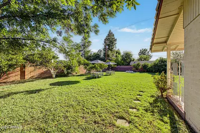 1001 W Kaler Drive, Phoenix, AZ 85021 - Photo 13
