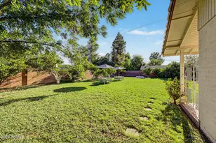 1001 W Kaler Dr, Phoenix, AZ 85021 - Photo 13
