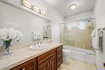 1001 W Kaler Drive, Phoenix, AZ 85021 - Photo 47