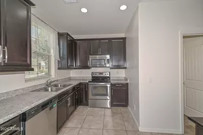 17732 W Mandalay Lane, Surprise, AZ 85388 - Photo 5
