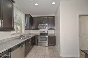 17732 W Mandalay Ln, Surprise, AZ 85388 - Photo 5
