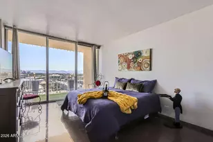 207 W Clarendon Ave, Phoenix, AZ 85013 - Photo 9