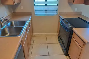 2524 S El Paradiso Dr, Mesa, AZ 85202 - Photo 9